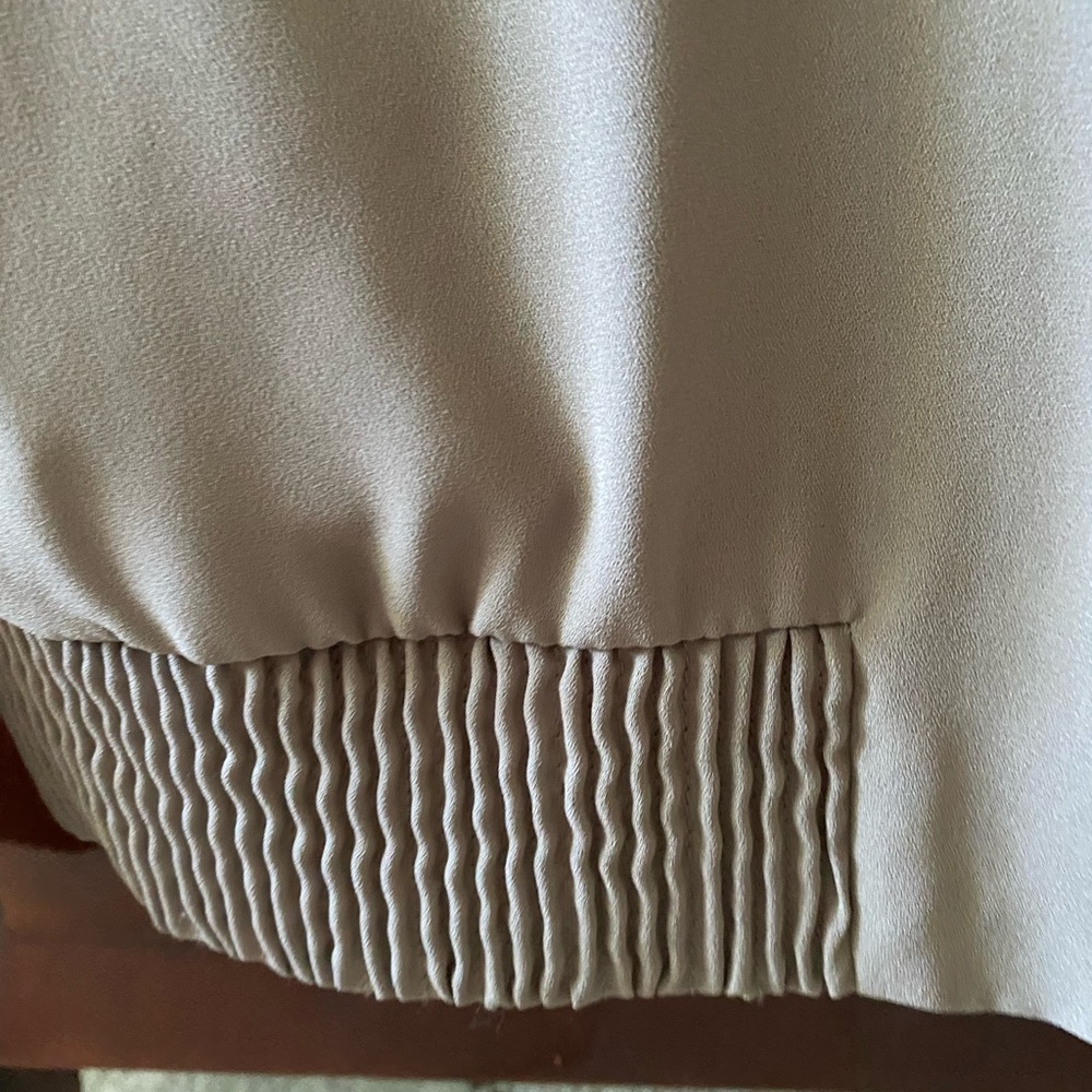 Aritzia zip front bomber jacket - Picture 8 of 9